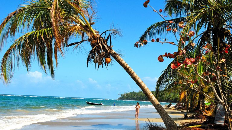 Strand Playa Carrillo auf der Nicoya Halbinsel in Costa Rica Trekking traveljunkies