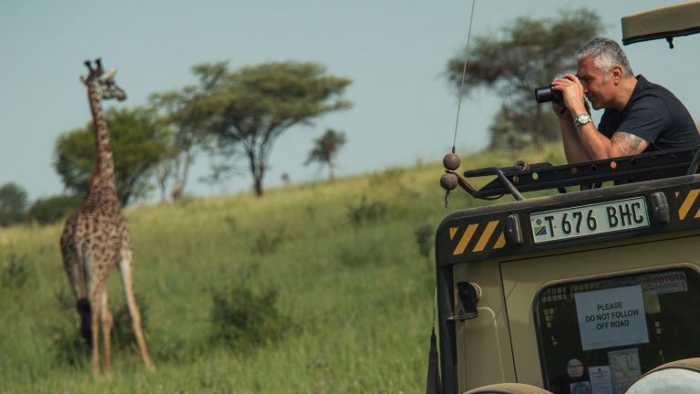 Tansania National Geographic Heißluftballon traveljunkies Safari Game Drive Gruppenreise Erlebnisreise Afrika Abenteuerreise Great Migration Ngorongoro Krater Serengeti Nationalpark Olduvai Gorge