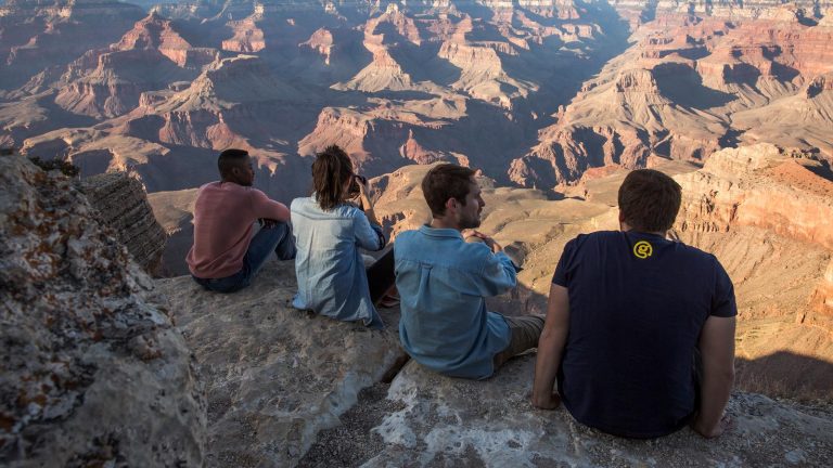 USA Camping Reisen für junge Leute in der Gruppe preiwert traveljunkies