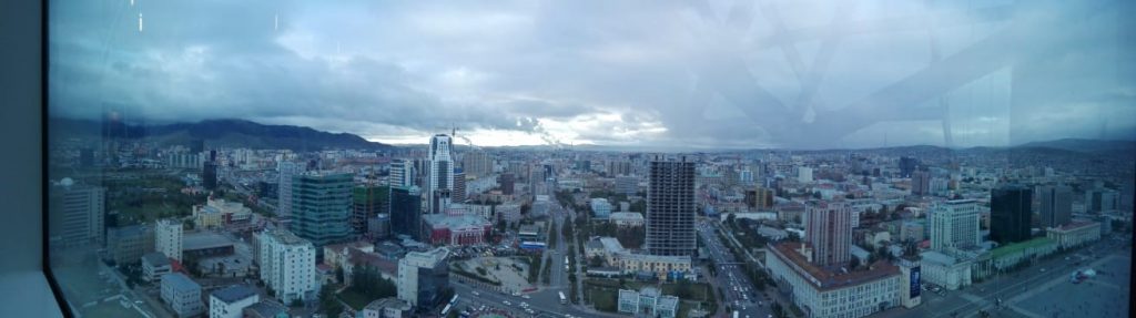 Ulaanbaatar Skyline Transsibirische Eisenbahn traveljunkies